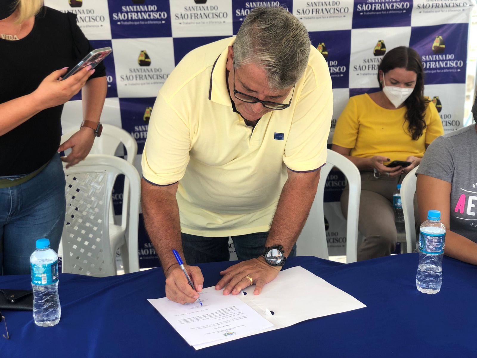 Prefeitura de Santana do São Francisco autoriza pacote de seis na Cohab Velha