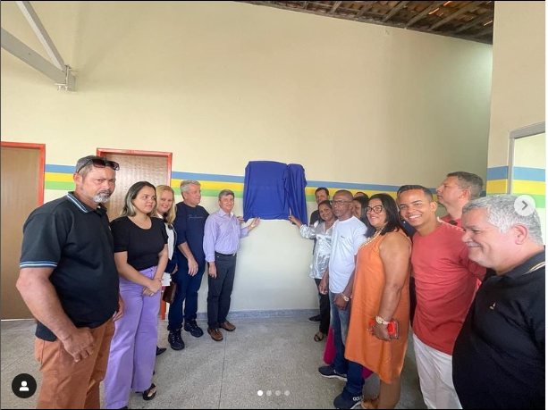Hoje foi dia de dar mais um passo rumo à reconstrução de Santana do São Francisco com a inauguração da reforma e ampliação da Escola Municipal.