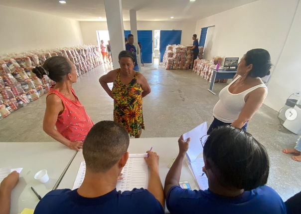 Comida na mesa É DIGNIDADE PARA OS SANTANENSES!