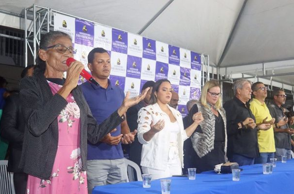 35ª obra de uma Santana cada vez mais feliz!