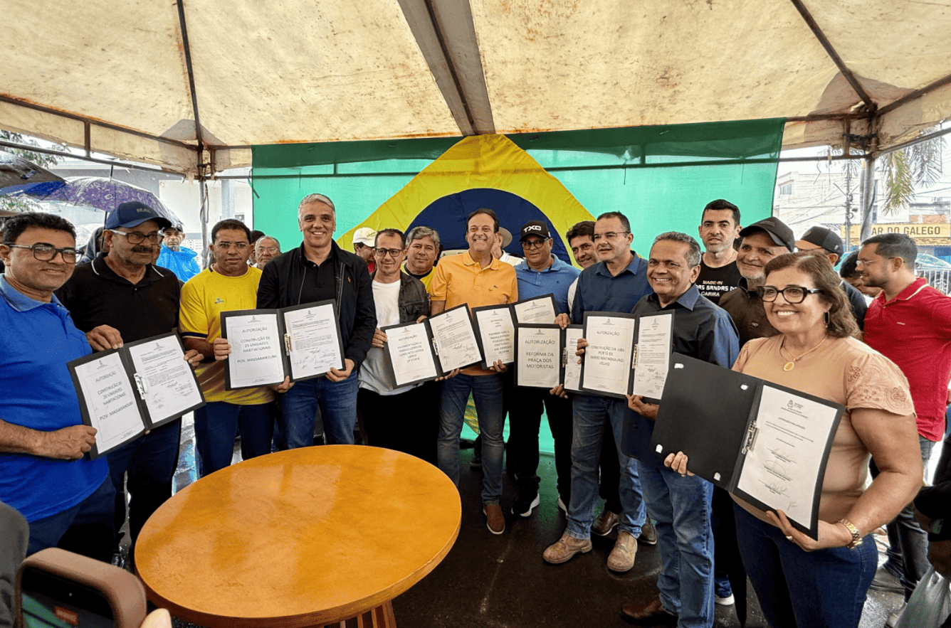 Prefeitura de Carira anuncia pacote de investimentos com novas obras, habitação, pavimentação e reforço da frota municipal.