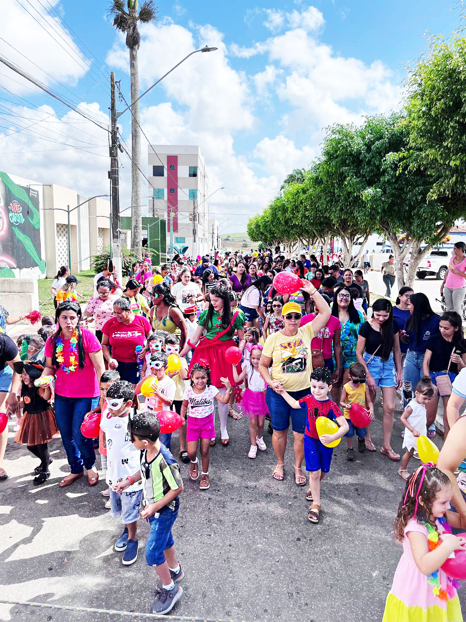 Educação Infantil promove bloquinho carnavalesco