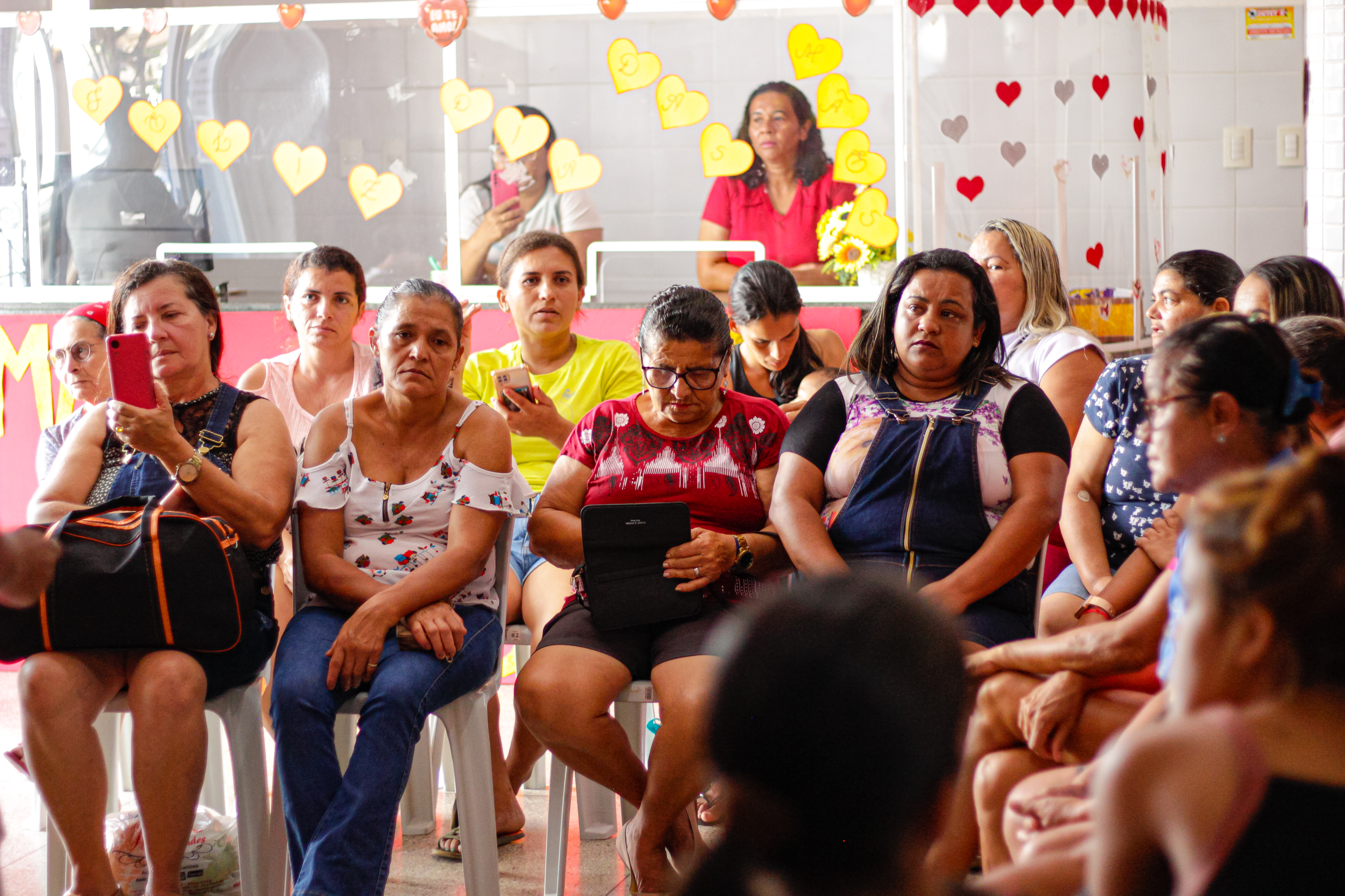 Secretaria Municipal de Saúde promove ação alusiva ao dia das mães