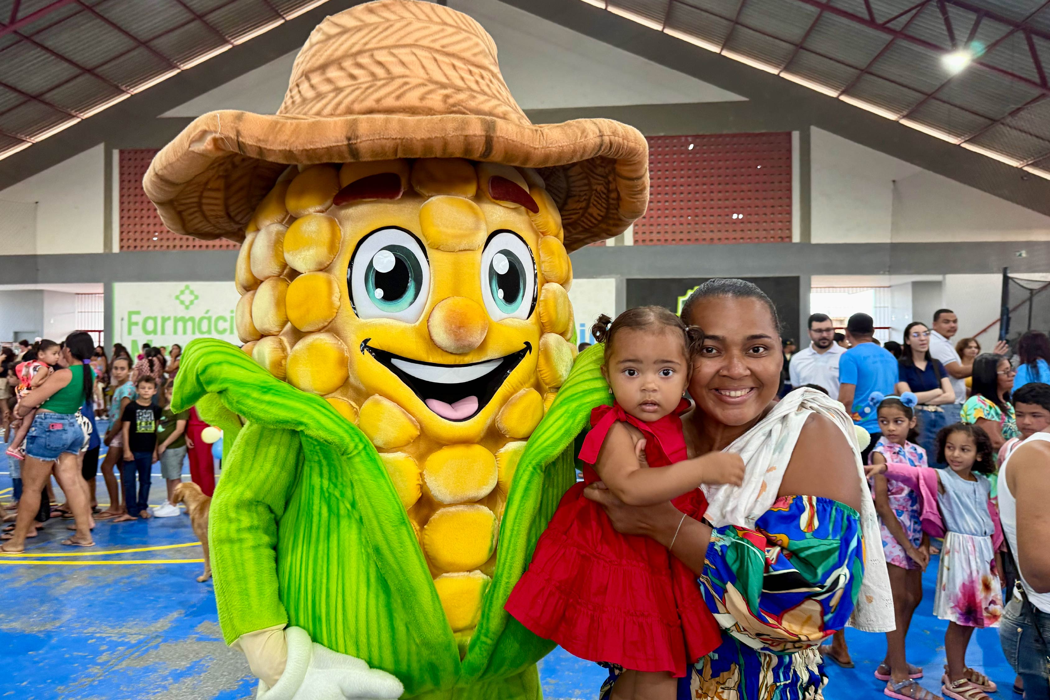 Projeto Construindo Sorrisos promove tarde de alegria