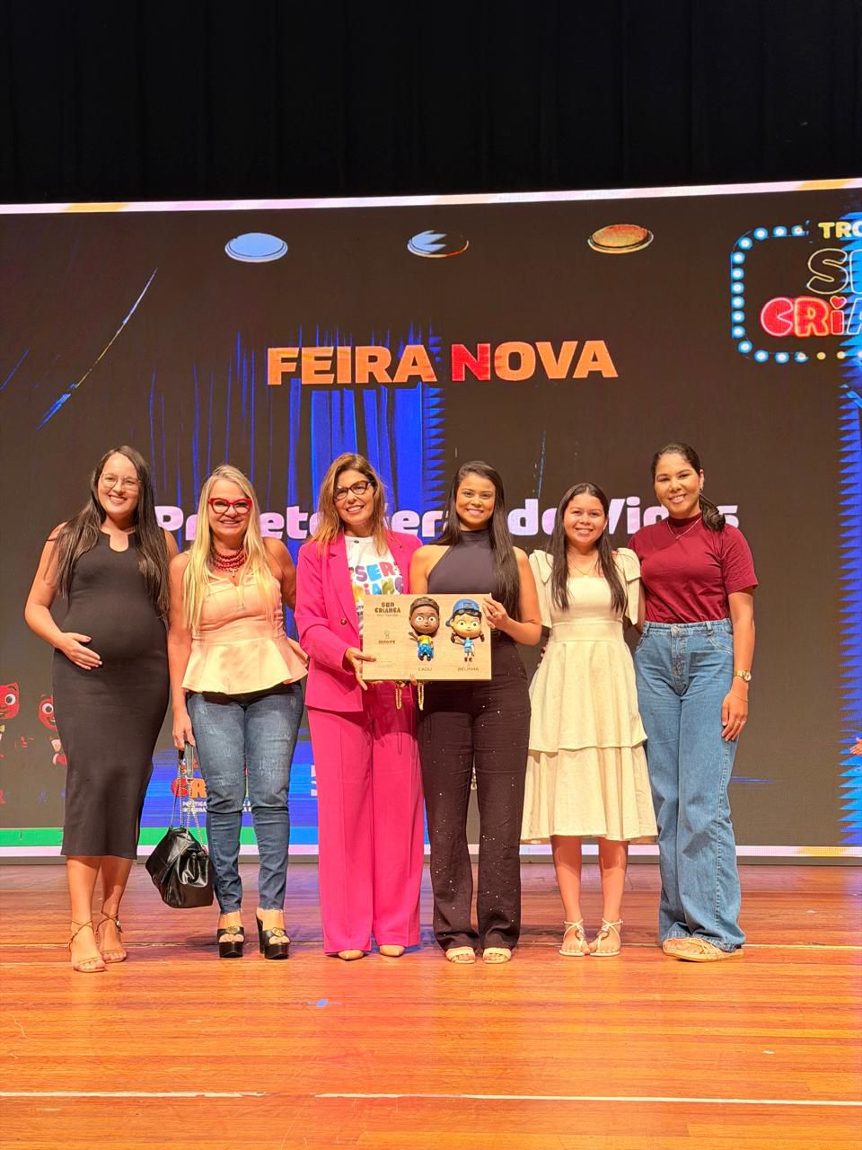 TROFÉU SER CRIANÇA
