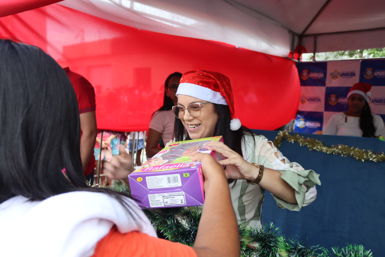 Natal para Todos: Aparecida comemora 47 anos da sede municipal com evento natalino