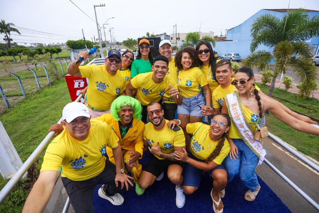 Juntamos os blogueiros da nossa cidade e fomos às ruas