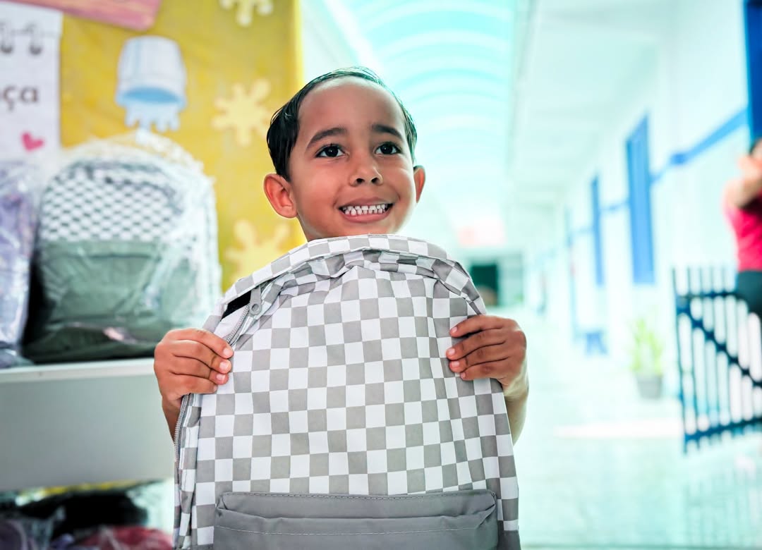 Os kits escolares chegaram em Boquim