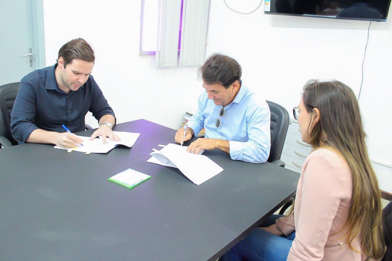 CONBASF ASSINA TERMO DE COOPERAÇÃO TÉCNICA PARA INSTALAÇÃO DE ATERROS SANITÁRIOS