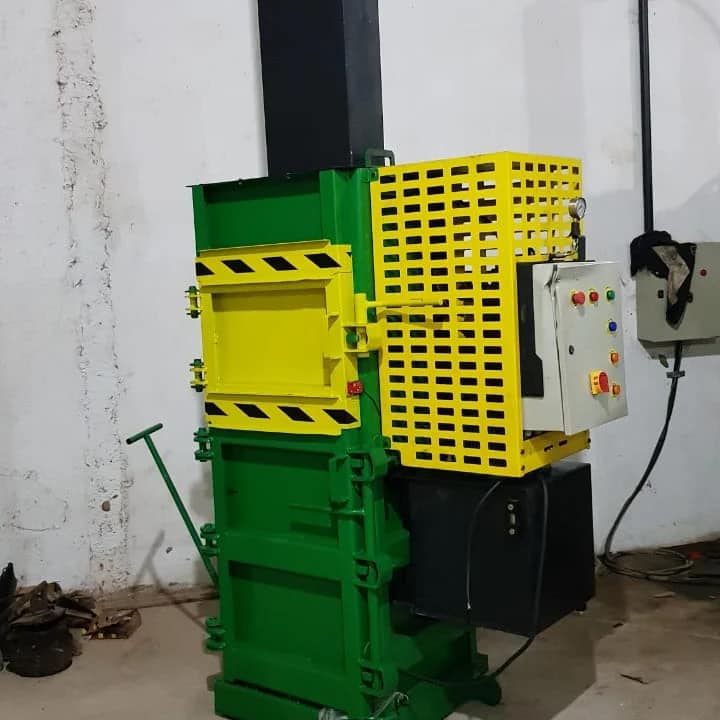 Cooperativas de Materiais Recicláveis recebem maquinários do Programa Pró-catador