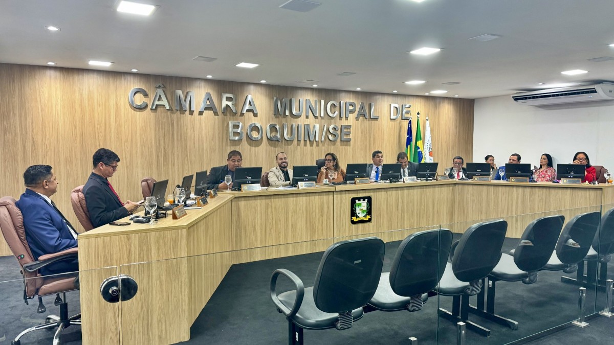 CÂMARA APROVA REQUERIMENTOS E ENCAMINHA DEBATES SOBRE TRÂNSITO, MEIO AMBIENTE E ORÇAMENTO