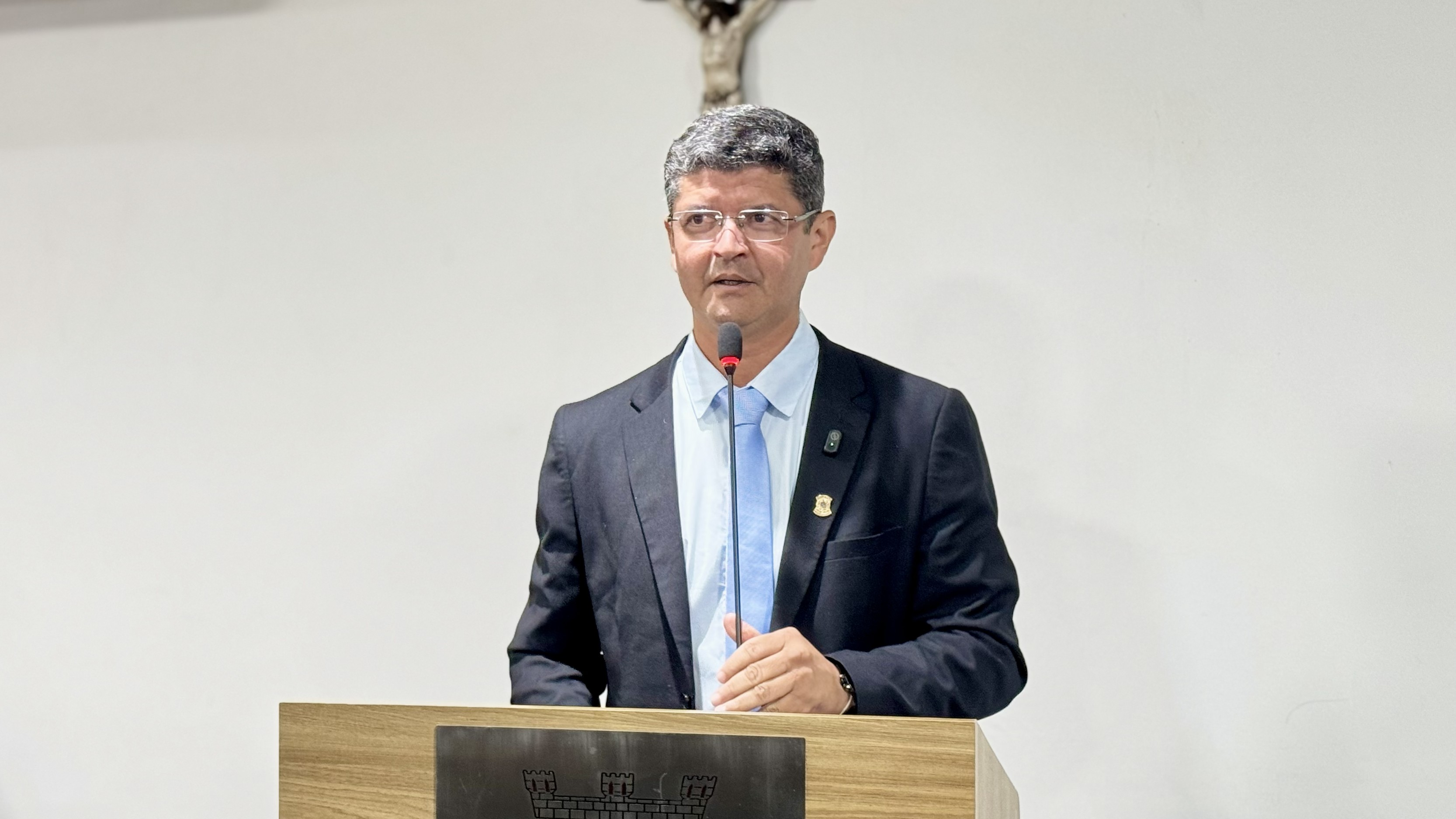 Vereador Jonas Vidal analisa gestão orçamentária e exalta segurança píblica