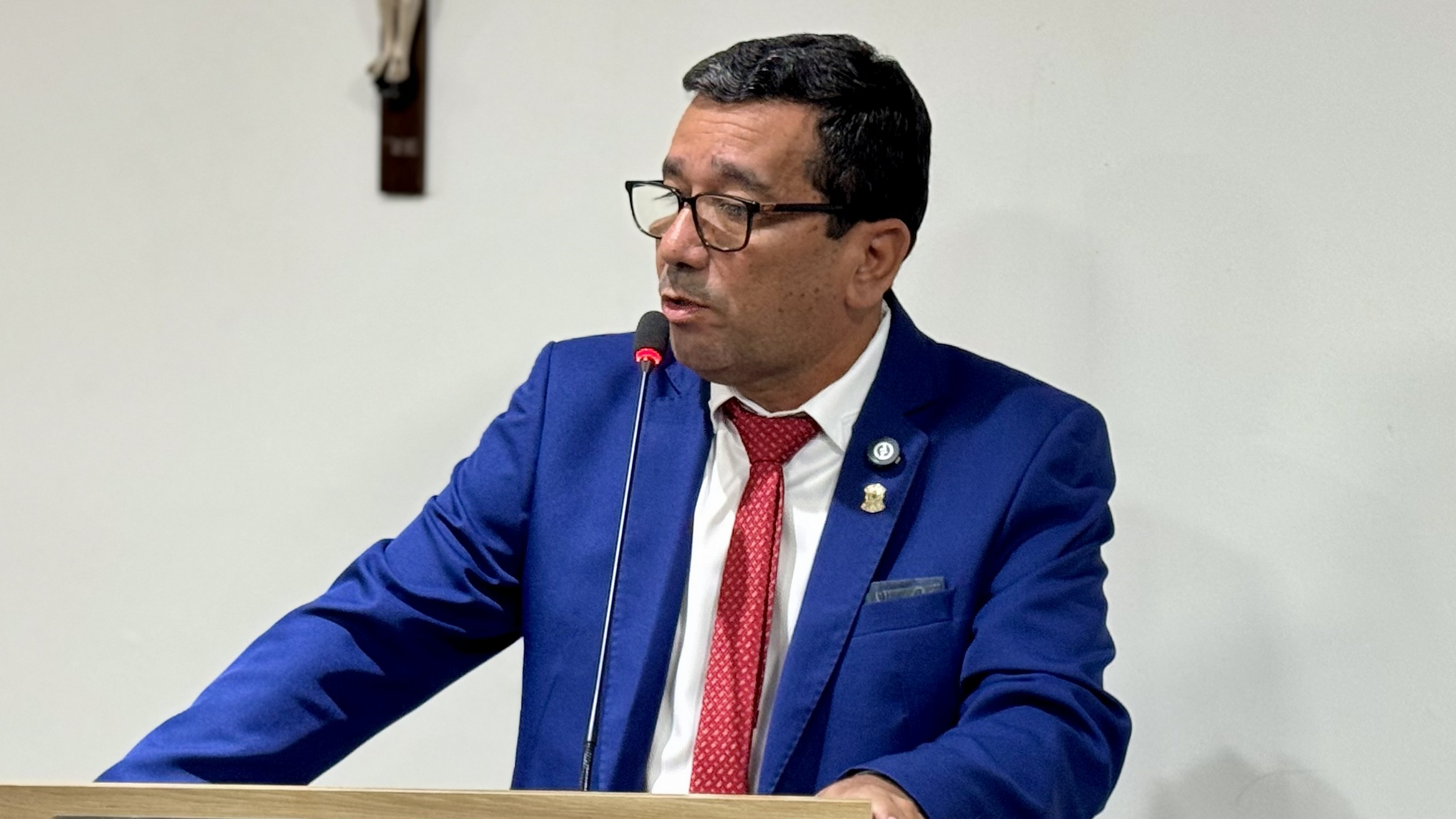 Vereador Jorge Alves fala sobre nova licitação da limpeza e comemora crescimento da indústria calçadista