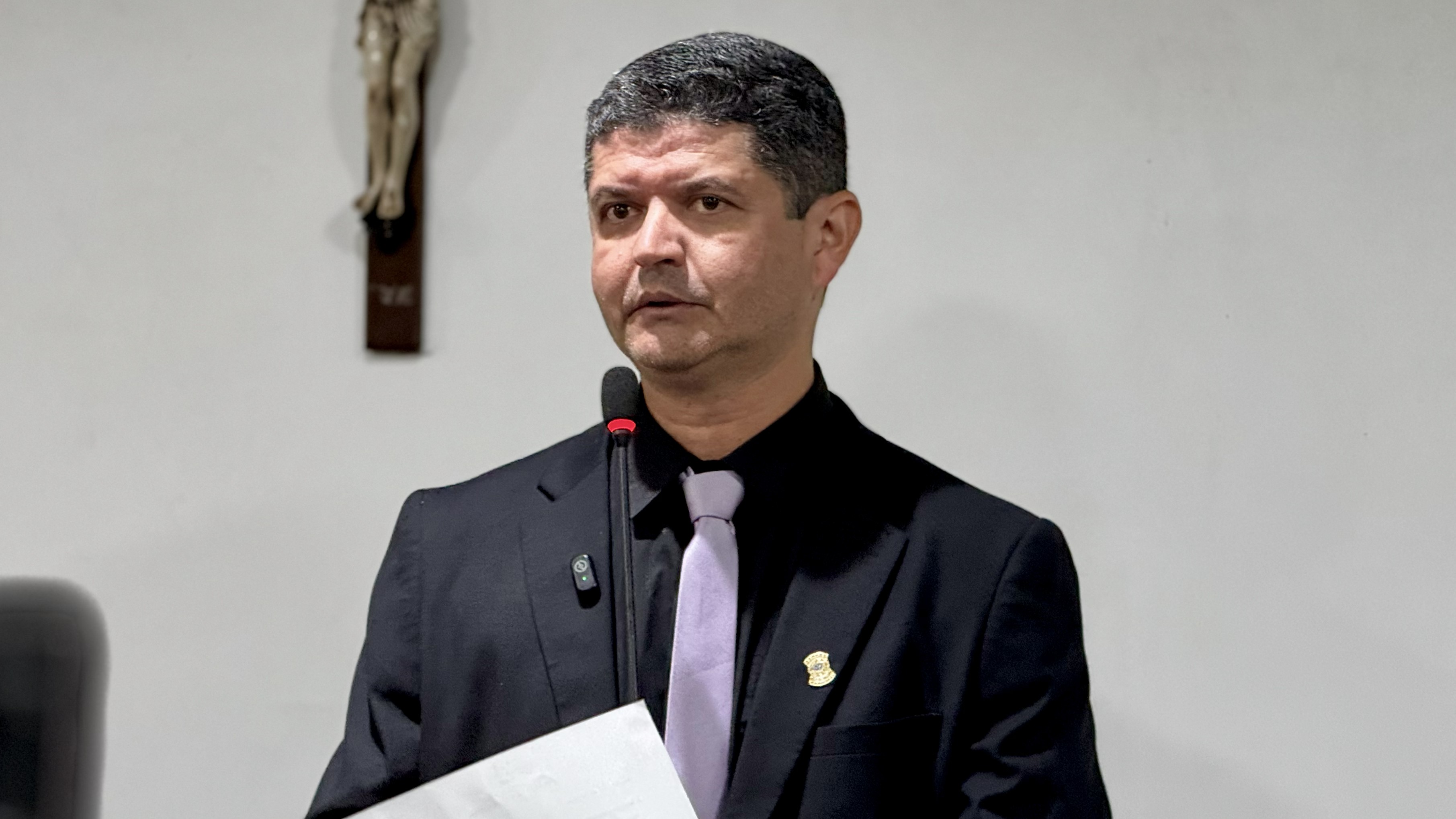 Vereador Jonas Vidal destaca regulamentação do transporte de bagagens por taxistas e avanço no reajuste dos servidores