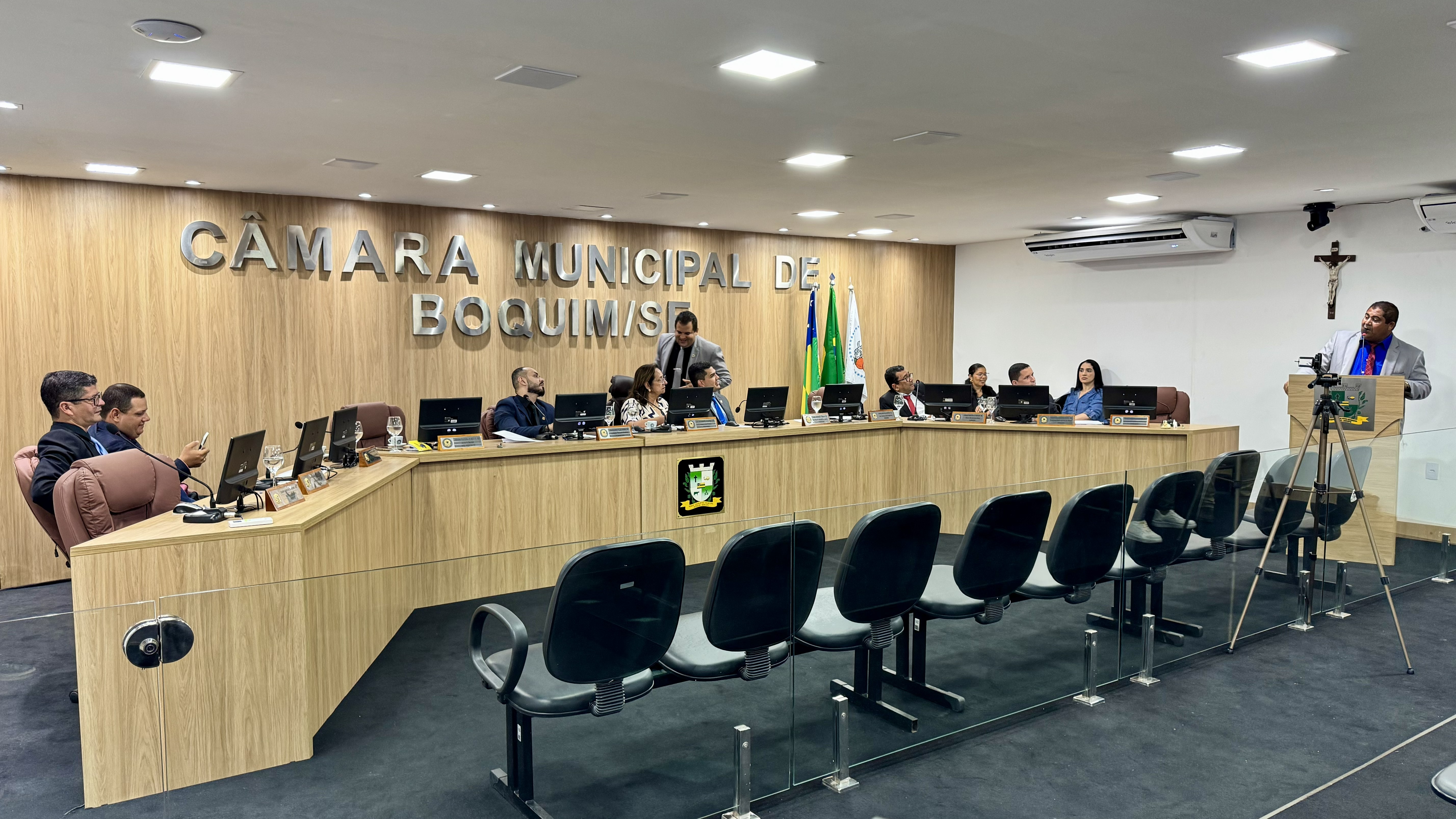 Câmara de Boquim aprova em 1ª votação aumento do consignado do servidores e confirma inauguração de loja da Iguá