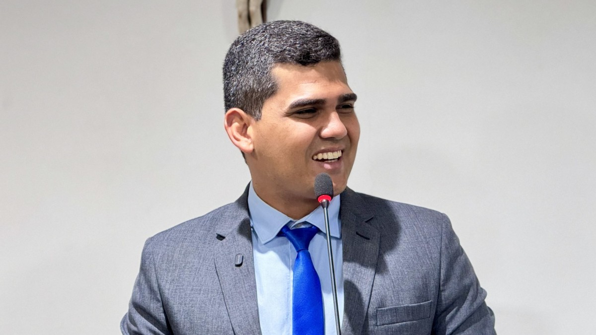 VEREADOR VITOR MACIEL DESTACA TRABALHO DA MESA DIRETORA E COMPROMISSO COM A POPULAÇÃO