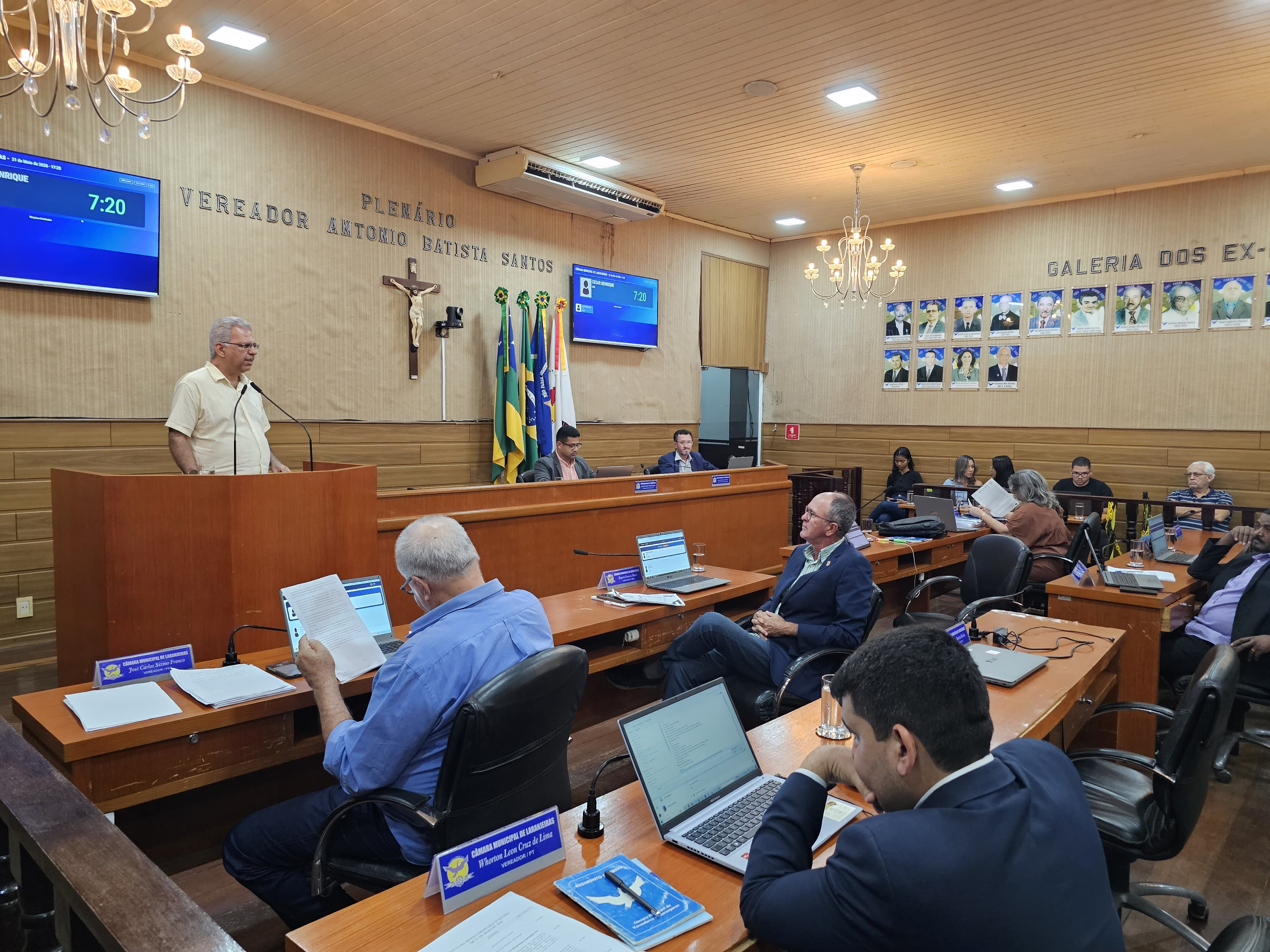 DIRETOR DO CAMPUS LARANJEIRAS ANUNCIA NOVIDADES