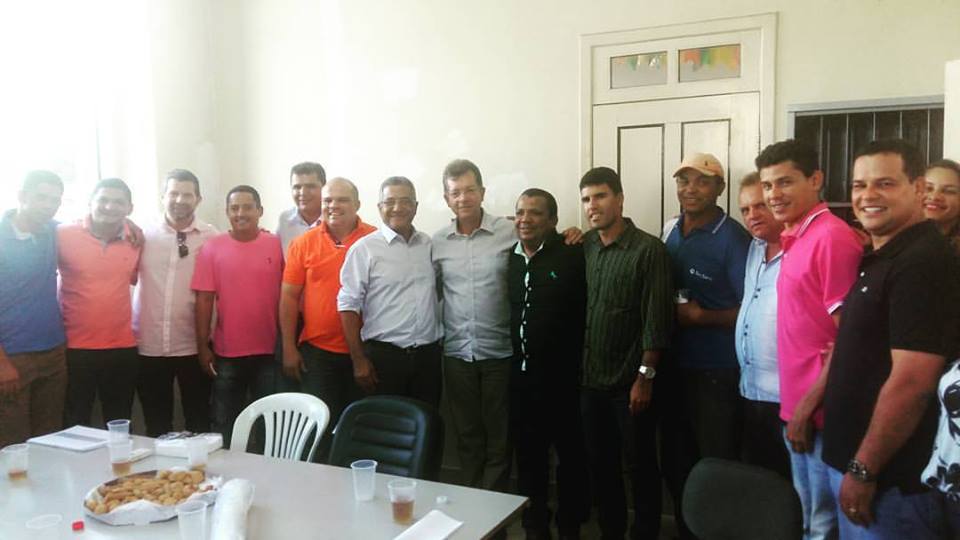 Prefeito Magno, juntamente aos vereadores da base, realizaram uma reunião com deputado federal Laercio Oliveira, na PMJ.
