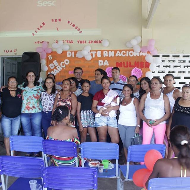 Povoado Pororoca, comemorou o dia internacional da mulher com um café da manhã para mães de alunos.