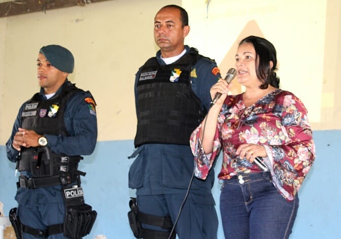 Secretaria de Assistência Social realizou uma palestra com o Tema: Uso Indevido de Drogas.