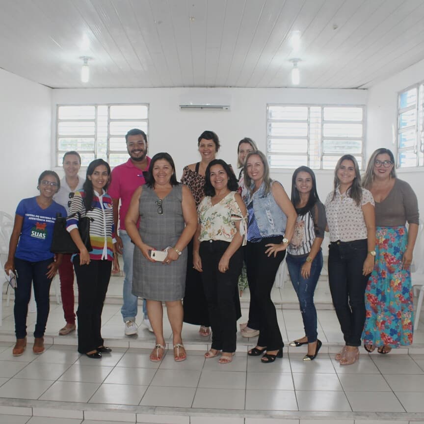 Secretaria de Saúde realiza o 1º Arraiá do NASF com seus usuários e a equipe.