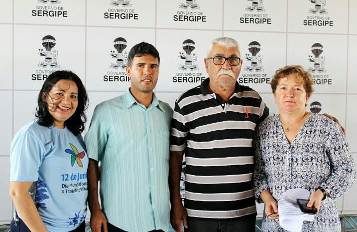 Programa Mão Amiga realiza entrega de cartões e senhas no município de Japoatã.