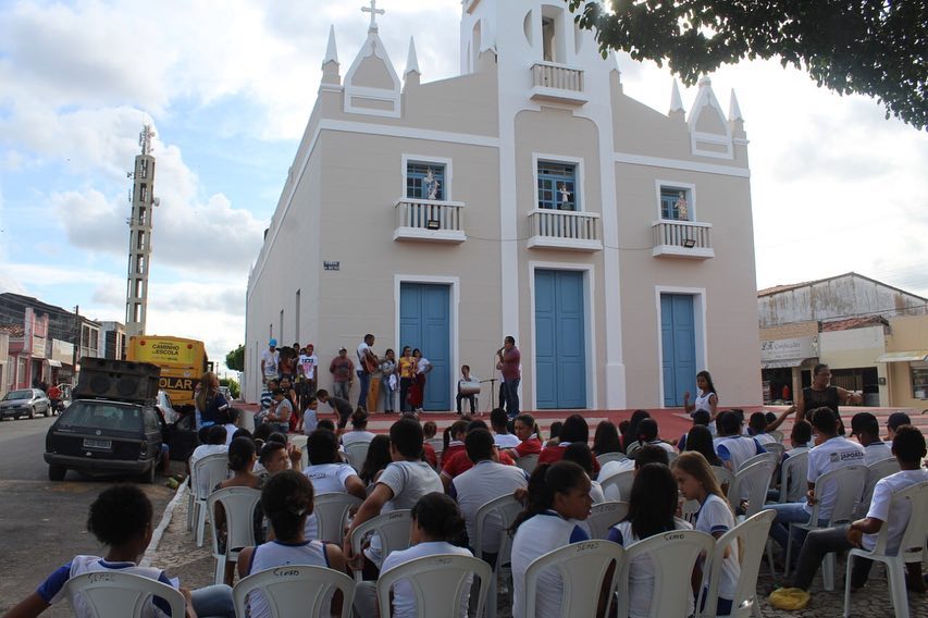 Prefeitura de Japoatã em parceria com as Escolas do Município, promovem apresentações culturais dos alunos