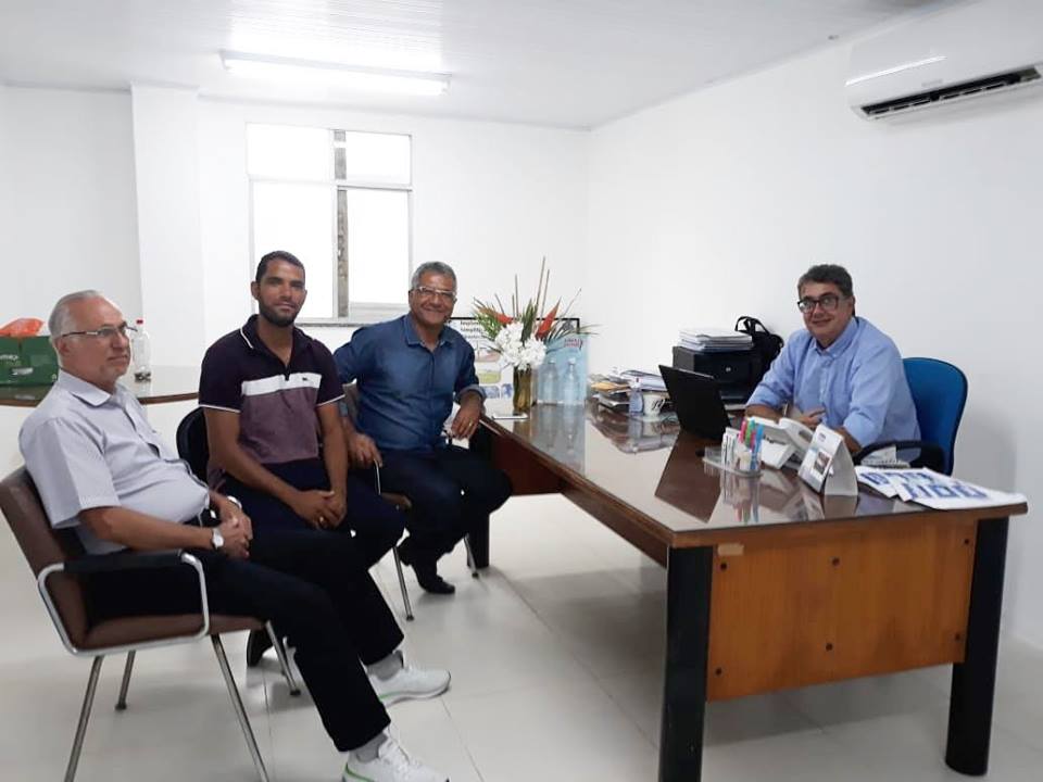 Gestão Municipal realiza reunião com a COHIDRO