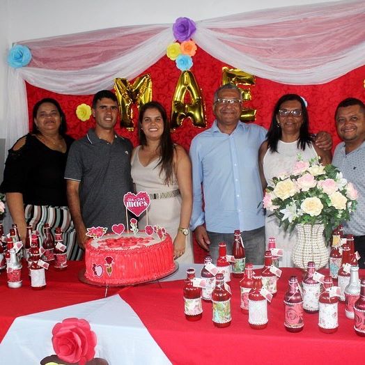 Escolas municipais comemoram o Dia das Mães