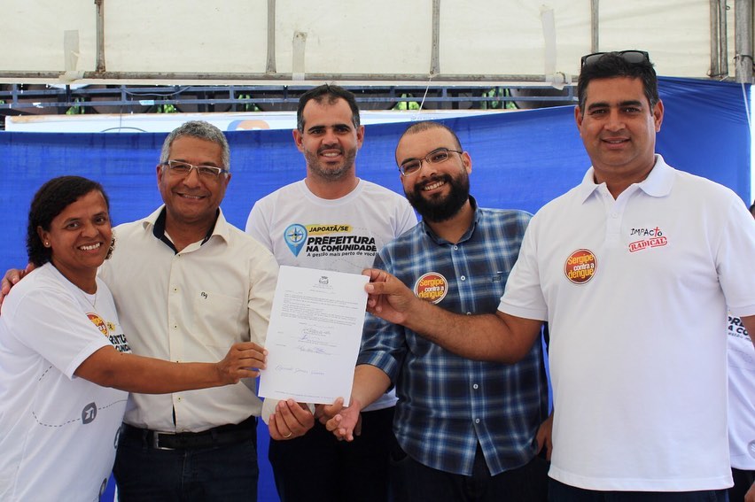 Prefeitura na Comunidade no Povoado Tatu e assinatura da ordem de serviço.