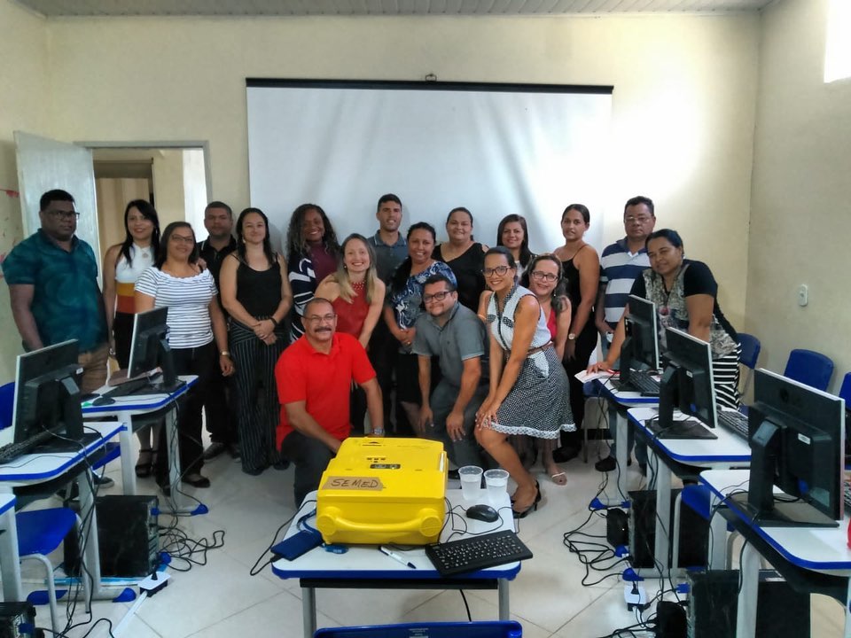 reunião sobre o acompanhamento do processo de monitoramento e avaliação dos planos municipais de educação - PME's.