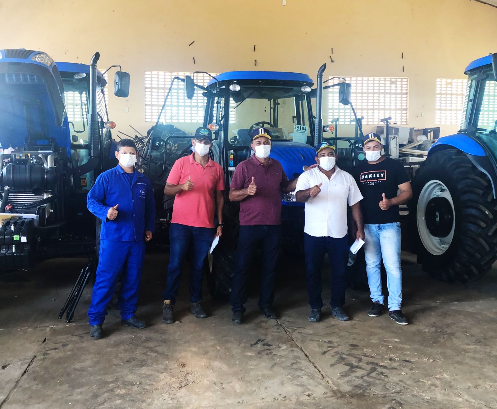 Japoatã adquiriu um Trator Agrícola
