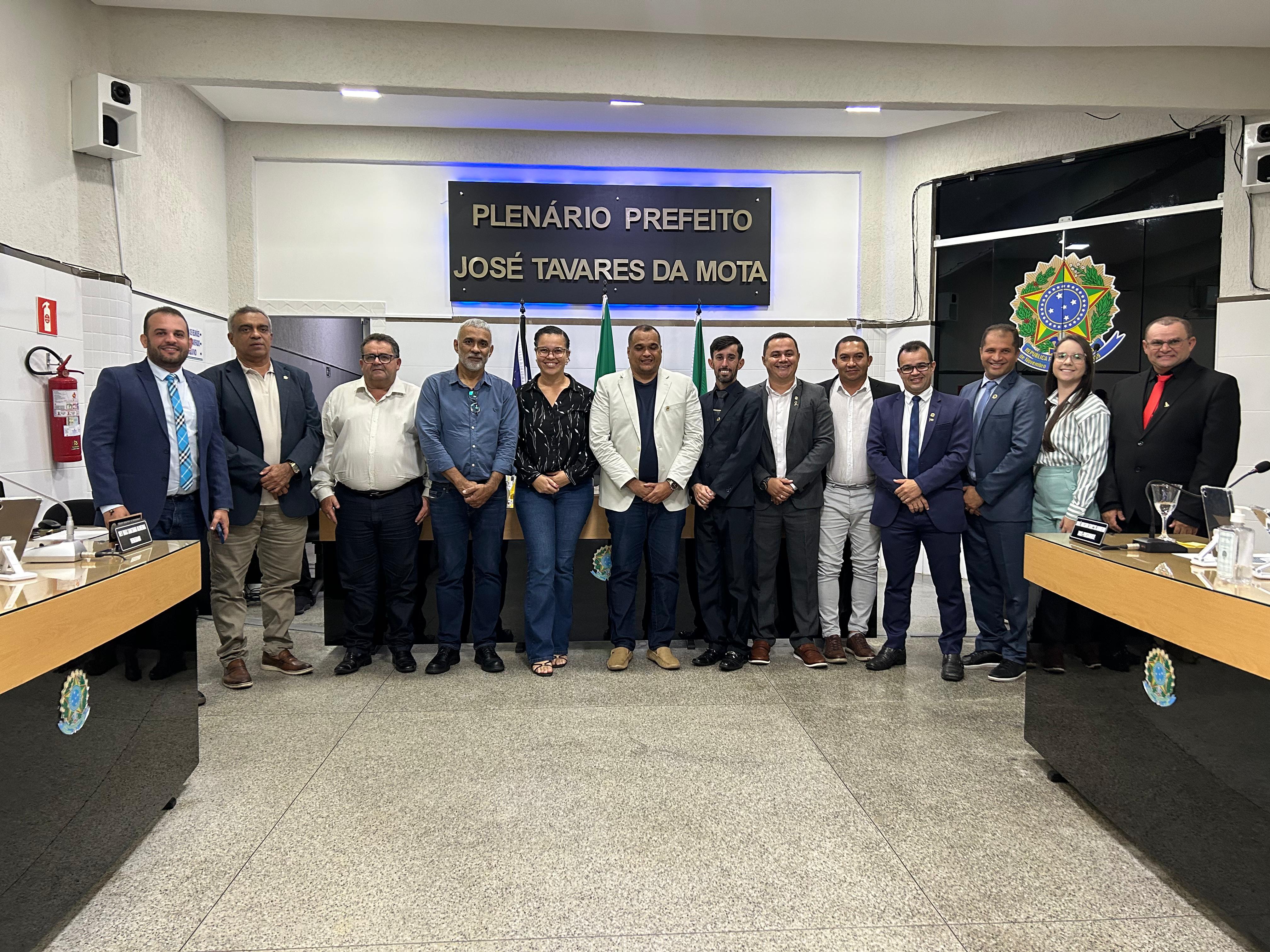 Audiência Pública na Câmara de Vereadores de Ribeirópolis discute melhorias no abastecimento de água com diretor da Iguá
