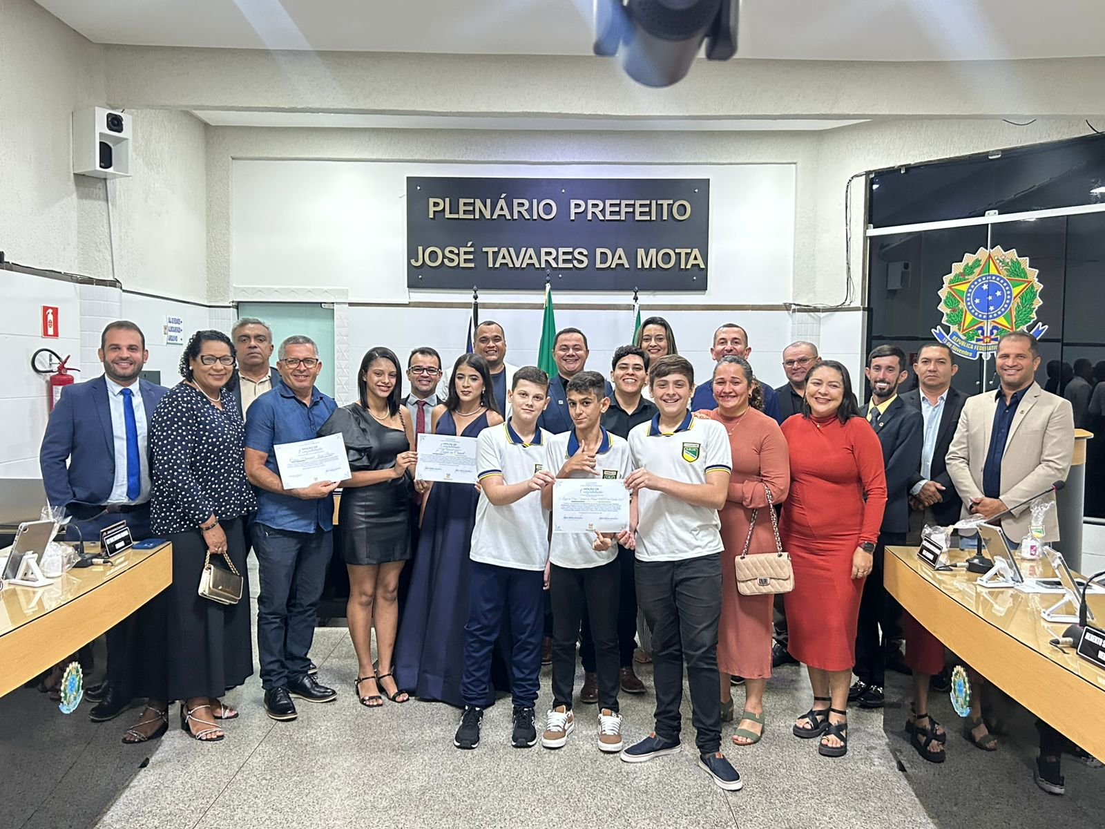 Câmara aprova moções de congratulação a alunos e professores do Colégio Municipal Josué Passos